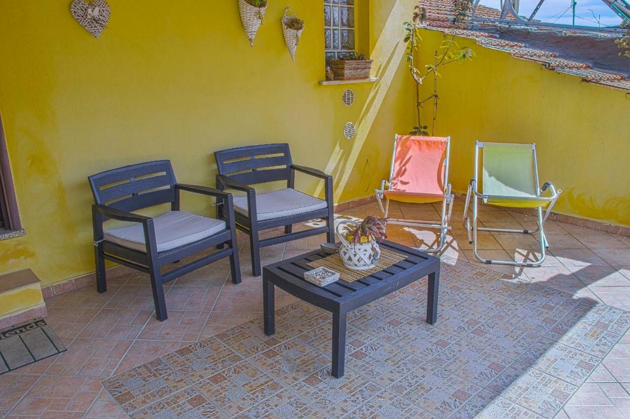 B&B Annalu' Guspini Exteriér fotografie